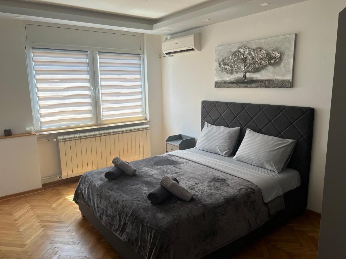 Central Sky View Apartment Belgrade Exterior photo